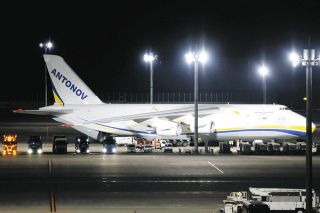 着陸した貨物機から火のようなもの、火災には至らず　愛知県常滑市の中部国際空港で、滑走路が一時閉鎖
