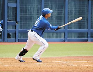 鵜飼航丞 プロ初ホームラン記念 中日ドラゴンズ オフィシャルウェブサイト - ドラゴンズニュース