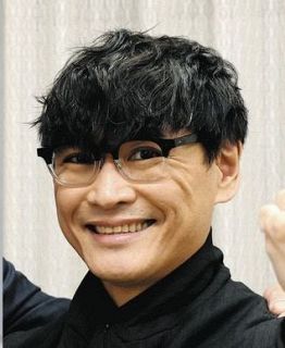 伊藤健太郎容疑者が釈放、黒スーツに黒ネクタイ姿で現れ「被害者の方々