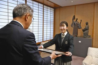 ã€Œéžå¸¸é£Ÿã‚ˆã†ã‹ã‚“ã€æ´»ç”¨ã—ã¦ã€€ç¿ æ˜Ÿé«˜ç”ŸãŒç™½å±±å¸‚ã«å¯„ä»˜