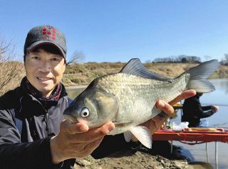 埼玉県川島町の市野川でヘラ狙い　野釣りシーズン開幕に手応え！