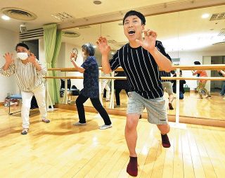 笑いヨガ プラス　声を出して免疫力アップ