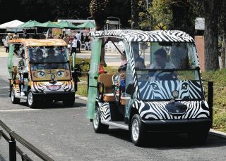 従軍写真家・故柳田芙美緒さん 護国記念館で最後の個展：中日新聞