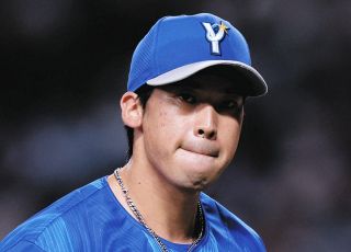 ユニホームを忘れた…!? オリックス3番手・山岡泰輔、背番号「112」の