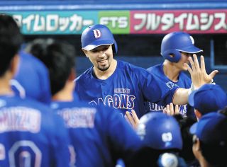 松坂大輔の背番号「18」を引き継いだ中日・梅津、寂しさと決意 「僕が