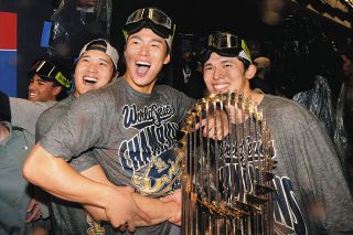 大谷翔平サヨナラ弾にロバーツ監督「昨年のボブルヘッドの時も…」「何