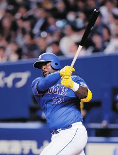 中日・高橋周平のバット止まらず 二塁打2本で4打数2安打、宮崎4試合14