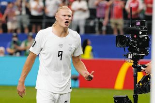 ミスターレッズ” 直系！ J1浦和入りの中大・大久保智明が開幕スタメン