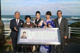 川島海荷、29歳の誕生日「若く見られるが、上司からボロクソ言われるOL