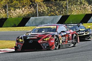 【スーパーGT】Kチューンズ、GT300で7年ぶり勝利 新田守男はGT300最多勝利を23勝に更新し、最年長勝利記録も更新