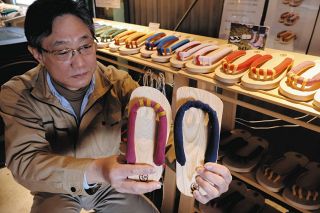 ＜うちのイチおし＞五本指のげた「GETALS」　嵯峨乃や＝恵那市