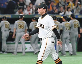 巨人・阿部監督、「去年だったらそのまま終わってたよ」開幕3連勝逃すも 8回の攻撃での粘りに収穫