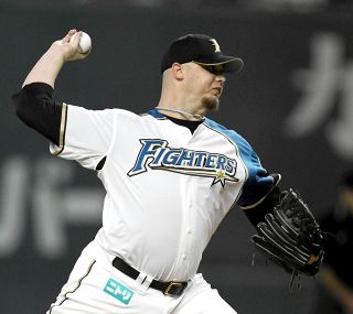 ユニホームを忘れた…!? オリックス3番手・山岡泰輔、背番号「112」の