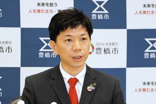 豊橋の新アリーナ、住民投票の結果は「私の進退とは関係ない」　長坂市長が議会で説明