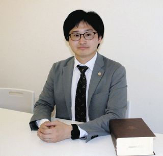 木曽地域に約半世紀ぶりの弁護士誕生　30歳、東京から来た「よそ者」だからこそ…