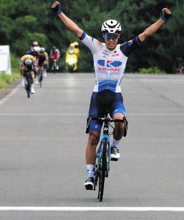 【自転車U-23ロード】仮屋和駿が初優勝 「独走だけは自信があったので」