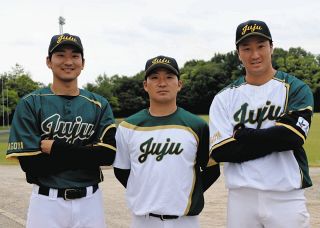 来年ドラフト解禁の19歳 ENEOS度会隆輝が大会4発でMVPと新人賞ダブル