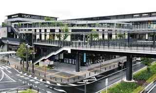 JR多治見駅とデッキでつながるプラティ多治見。ミカワヤは1階に入る＝多治見市本町でで