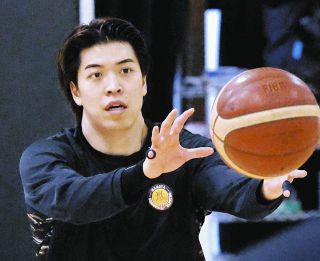 バスケ界たぎりワード』大賞の名古屋D・齋藤拓実、「真面目」と「お