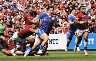 関東学院六浦Aが優勝 女子高校セブンズ【ラグビー】：中日