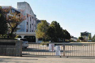 中村田鶴 (Tazu Nakamura) 油彩画 女性の肖像 世界を旅して情熱的に描く 92歳女性画家│365Days Wellness Life