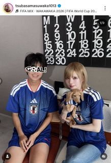 ◇浅野忠信、『加工しすぎ』全身ショット【写真】：中日スポーツ・東京