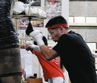 【ボクシング】対人恐怖症、３年間の引きこもり…「自分を変えたい」小川椋也、日本ユース王座に挑戦！ 規約変更が生んだ27歳のチャンス