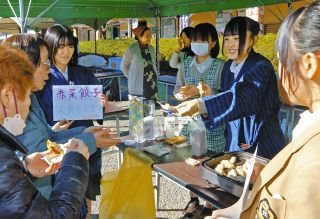 県産品の魅力発信に挑む　松阪商高生ら県内でマルシェ展開
