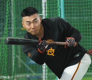 村上宗隆、日本シリーズは『三冠王手袋』で出場か ミズノが作成、本人