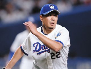 中日】「THANK YOU」「SHO NAKATA」中田翔引退Tシャツを着用し本人を