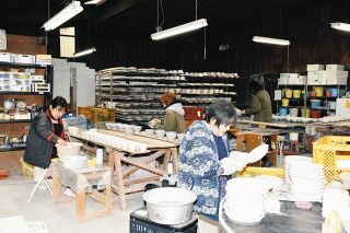 ＜そだてる×はたらく＞伸光窯（土岐市）　「中抜けOK」を制度化