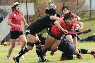 【ラグビー】女子15人制日本代表候補合宿、紅白戦でフッカー永田虹歩が3トライ 代表入り猛アピール