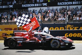 トヨタレーシング、ルマン24時間で水素エンジン車のデモ走行を実施：中