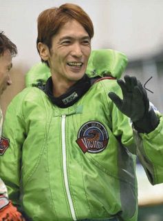SG1年10か月ぶり復帰の峰竜太が初戦12Rドリーム戦を勝利 インコース