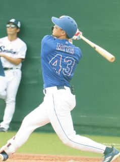 中日・板山祐太郎、800万円増でサイン、ユーティリティーとして存在感