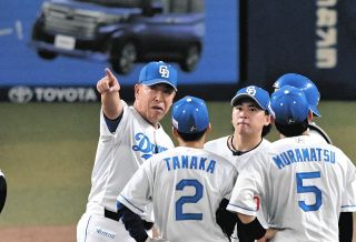 【中日・井上監督語録】四球絡みで失点の三浦は「歯がゆい」「おれの中ではファームに行かせます」