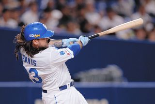 中日】平田良介1億5000万円減の3000万円でサイン「プロ野球選手