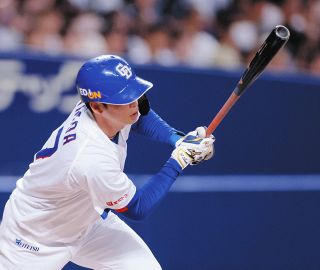 中日、今季の昇竜ユニホーム「第2弾」発表 モデルは徳川家康 着用の 中日、今季の昇竜ユニホーム「第2弾」発表 モデルは徳川家康 着用の