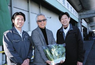 廃棄野菜が農地肥やす　「バイオ炭」でホウレンソウの収穫が3倍に