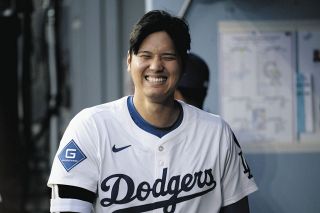 オリックス・東晃平、3倍増2400万円サインに笑顔 来季背番号は