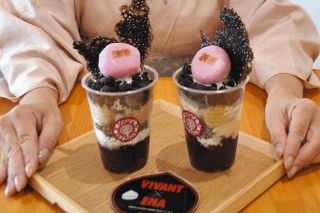 ドラマ「VIVANT」とコラボ、恵那の味をギュッと詰めたパフェに　老舗栗和菓子店が25日から期間限定販売