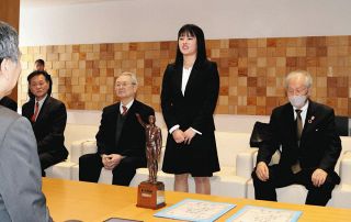 諏訪出身の北原選手に県スポーツ栄誉賞　国スポ・スケート女子で3連覇