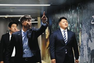 ソフトバンク・山川穂高が2試合連発の同点ソロ！ 阪神・才木の