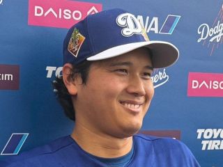 ドジャース夫人会、ボブルヘッド・デー欠場のウィル・スミス一家の家族