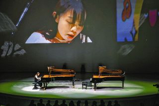 93歳画家、中村田鶴さん 東区施設に大作寄贈 ：中日新聞