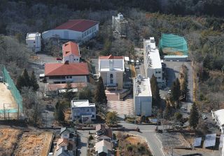 「中京学院」キャンパスの跡地活用、大学側と協議へ　中津川市、放置は避けたい考え