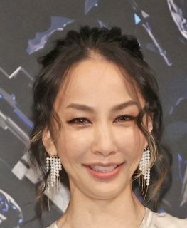 SMAPとTOKIOにも楽曲提供した椎名林檎 Sexy Zoneにも書き下ろし『本音