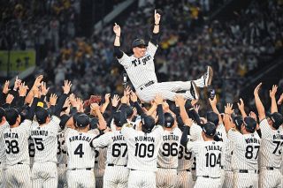 【巨人】松井秀喜×高橋由伸×上原浩治 フィギュア 3体セット ◇上原浩治さん、高橋由伸さん、松井秀喜さんの豪華3ショット