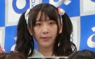 「ボタンはじけちゃう！」“令和の愛人”28歳タレント・真島なおみ、87センチ“パツパツ”自撮りにファンもん絶「目のやり場に困る」