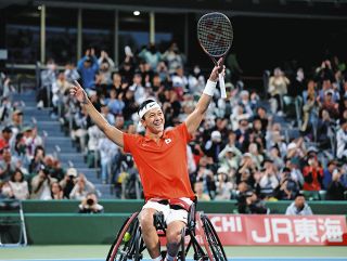 車いすテニス・小田凱人がシングルスで金メダル　地元・愛知で今大会2冠達成！終始攻めの姿勢崩さず、相手圧倒【アジアパラ大会】